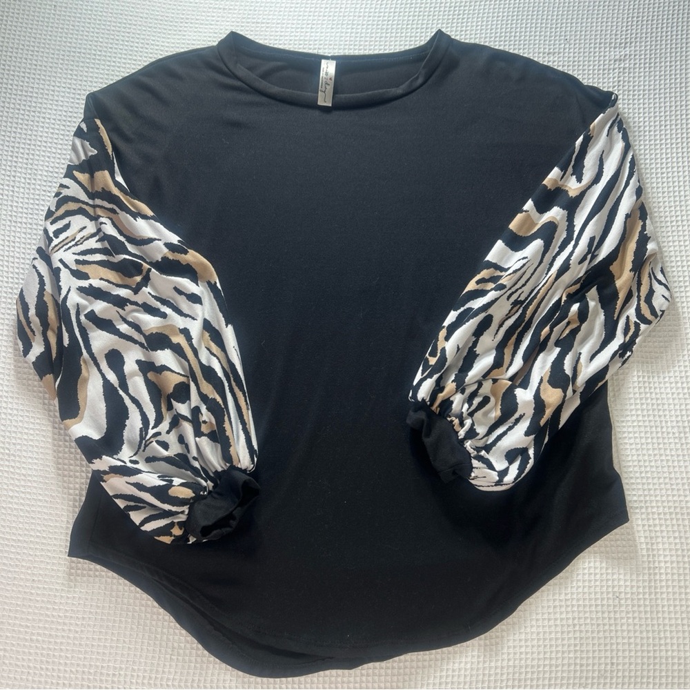 Women’s Miss 2 Day Black Long-Sleeved Top with Zebra-Print Balloon Sleeves